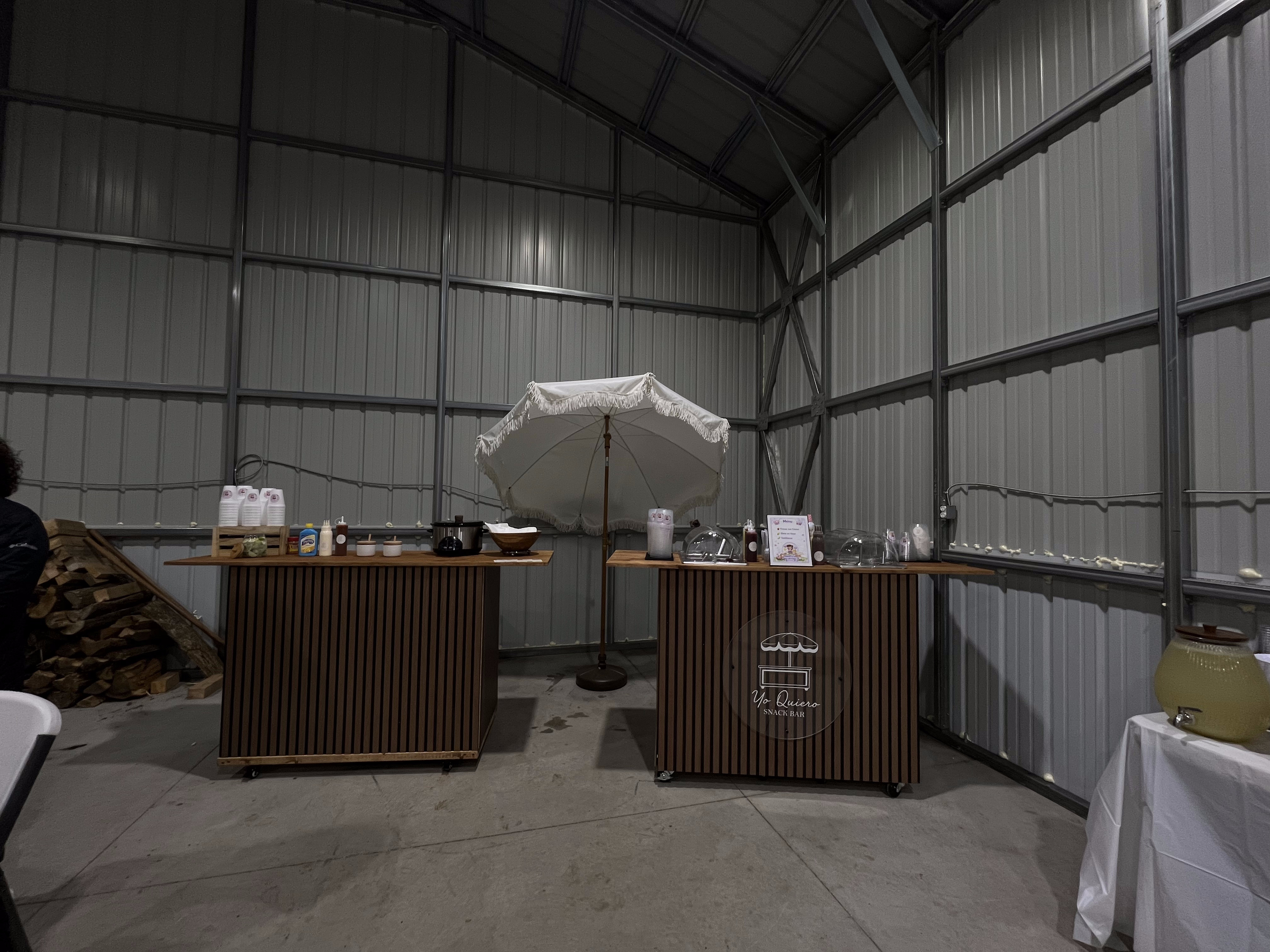Yo Quiero Snack Bar booth